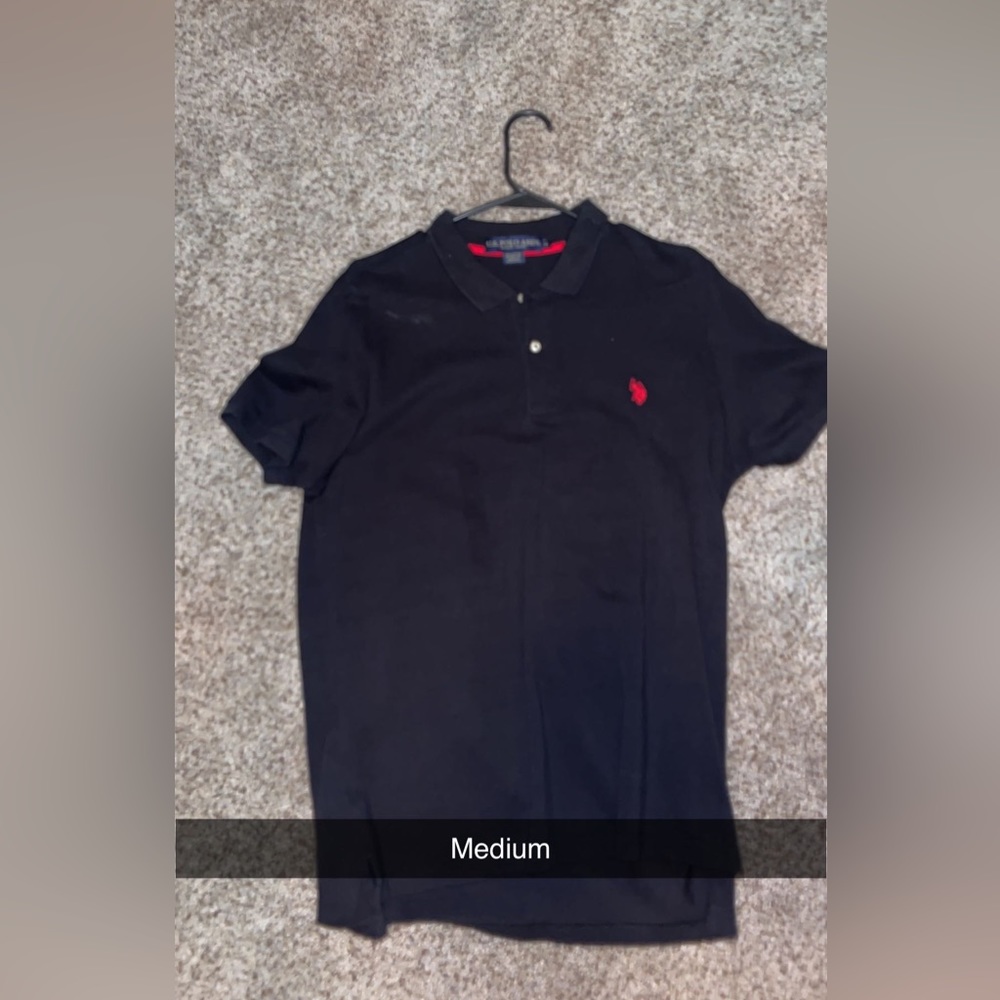 Polo Assassin Collard shirt; Size Medium